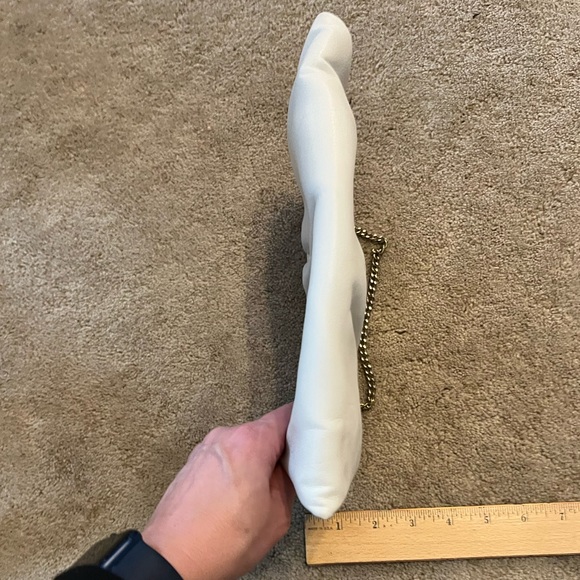 Vintage 1960s Ande’ White Faux Leather Handbag with Hinged Frame - Picture 3 of 12